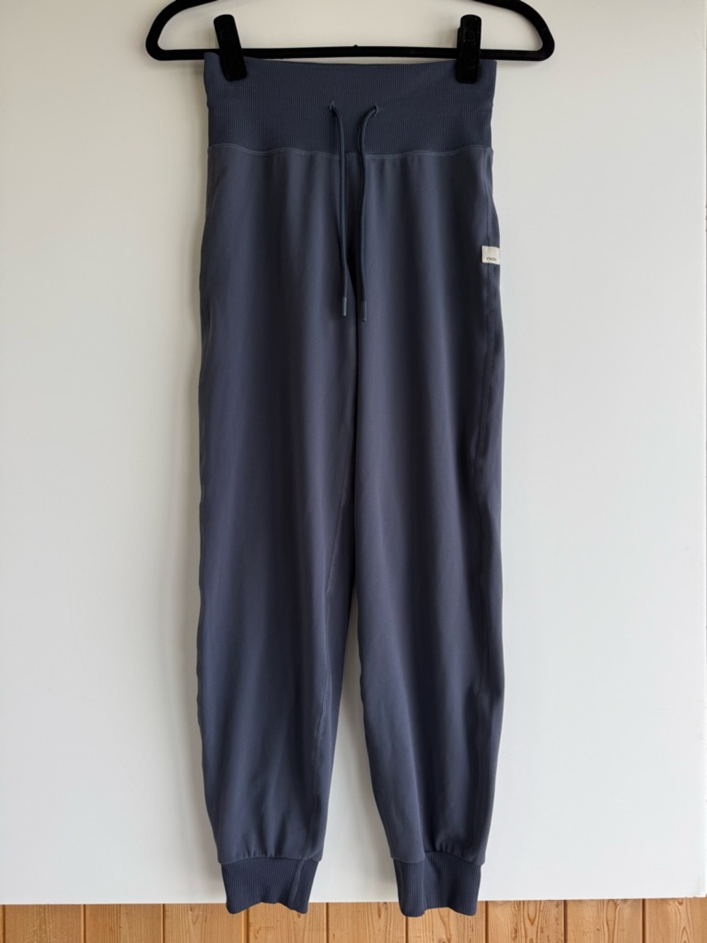 Vuori Women's Slate Gray Track Joggers